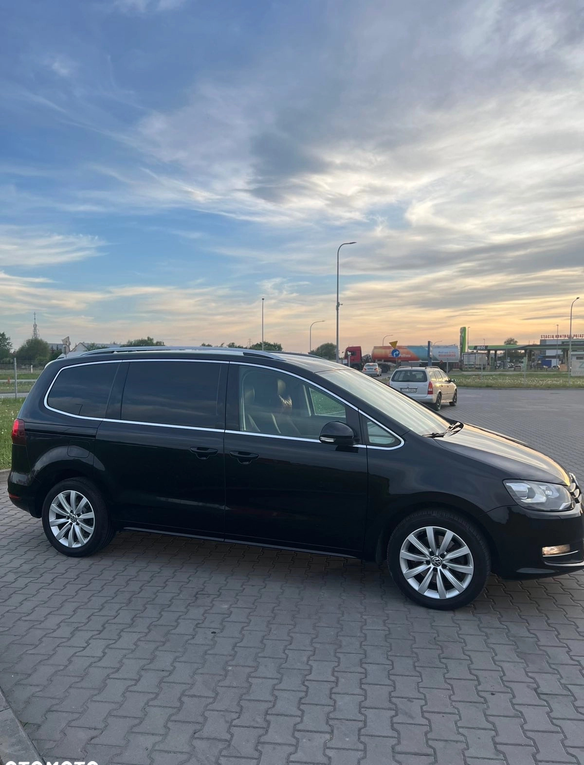 Volkswagen Sharan cena 85000 przebieg: 180000, rok produkcji 2019 z Wrocław małe 301